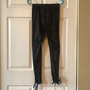 Women’s stretch leggings